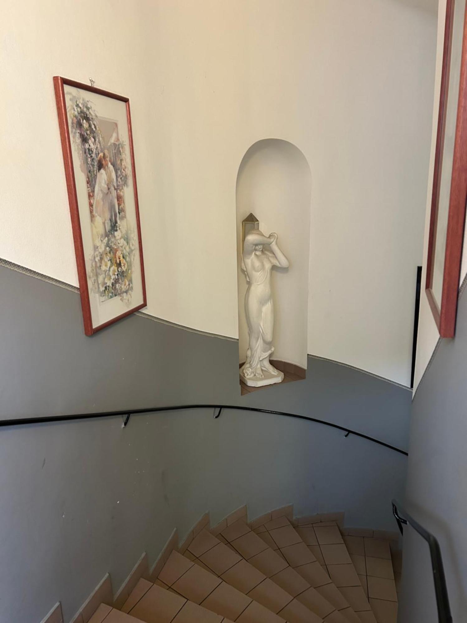 Reiner Apartment Wenen Buitenkant foto