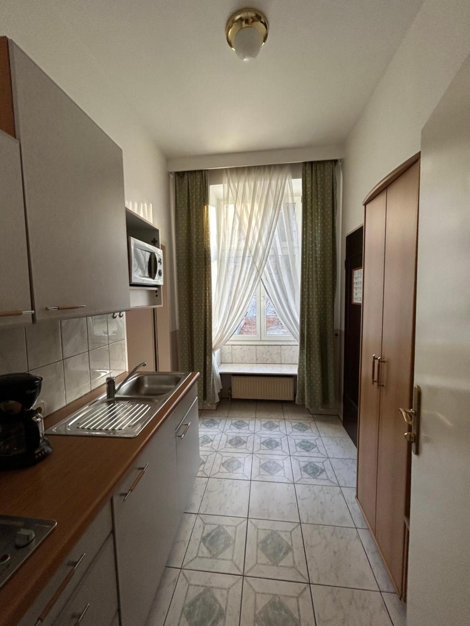 Reiner Apartment Wenen Buitenkant foto